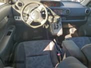 ✅ 2013 Scion xB • VIN: JTLZE4FE7DJ044973 • Lot: 96738195. Wystawiony na Copart z przebiegiem 155 981 mil. Bezpłatny archiwum sprzedaży aukcyjnych z USA i szczegółowy raport historii pojazdu na DreamBid. Zdjęcie 8.