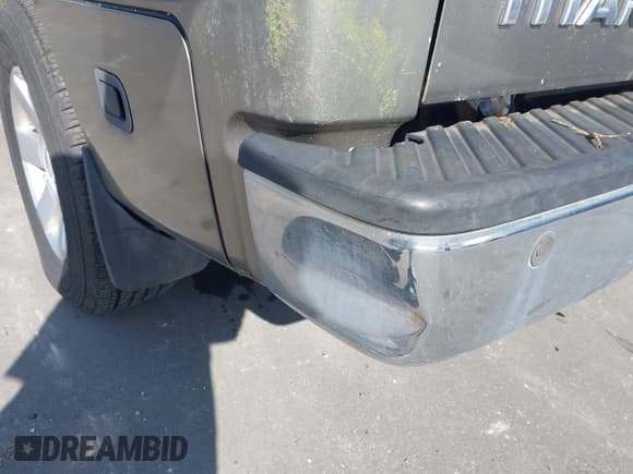 ✅ 2007 Nissan Titan SE • VIN: 1N6BA07A37N240626 • Lot: 43881538. Wystawiony na IAAI z przebiegiem 173 721 mil. Bezpłatny archiwum sprzedaży aukcyjnych z USA i szczegółowy raport historii pojazdu na DreamBid. Zdjęcie 15.