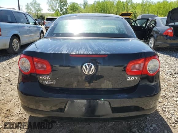 ✅ 2011 Volkswagen Eos Komfort • VIN: WVWBW7AH0BV003474 • Lot: 54083375. Listed on Copart with 109,520 mi. Free auction sales archive from the USA and detailed vehicle history report at DreamBid. Image 6.