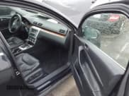 ✅ 2008 Volkswagen Passat Lux • VIN: WVWEK73C68E129955 • Лот: 41868163. Опубликован ранее на IAAI с пробегом Не указан. Бесплатный доступ к архиву аукционных продаж из США и подробный отчёт об истории автомобиля на DreamBid. Изображение 5.