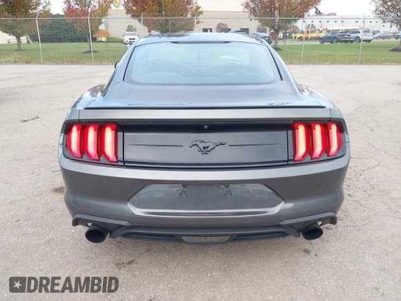✅ 2018 Ford Mustang EcoBoost • VIN: 1FA6P8TH0J5103113 • Lot: 43645805. Listed on IAAI with 52,797 mi. Free auction sales archive from the USA and detailed vehicle history report at DreamBid. Image 16.