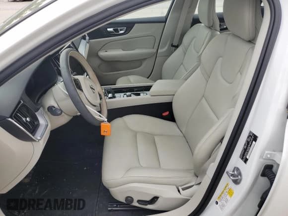 ✅ 2023 Volvo S60 Core Dark Theme • VIN: 7JRL12TK9PG239827 • Lot: 60460754. Listed on Copart with 21,511 mi. Free auction sales archive from the USA and detailed vehicle history report at DreamBid. Image 7.