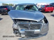 ✅ 2022 Lincoln Corsair Standard • VIN: 5LMCJ1C92NUL34355 • Lot: 41813479. Wystawiony na IAAI z przebiegiem 27 847 mil. Bezpłatny archiwum sprzedaży aukcyjnych z USA i szczegółowy raport historii pojazdu na DreamBid. Zdjęcie 22.