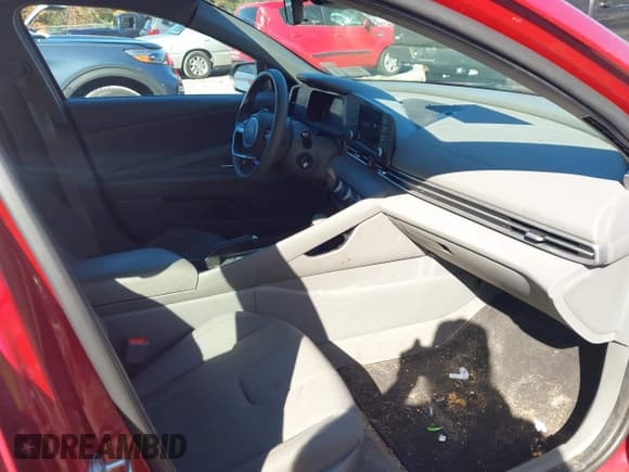 ✅ 2024 Hyundai Elantra SE • VIN: KMHLL4DG9RU688505 • Лот: 43458370. Опубликован ранее на IAAI с пробегом 41 768 миль. Бесплатный доступ к архиву аукционных продаж из США и подробный отчёт об истории автомобиля на DreamBid. Изображение 5.