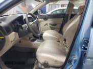 ✅ 2009 Hyundai Accent Auto GLS • VIN: KMHCN46C49U366973 • Лот: 86399274. Опубликован ранее на Copart с пробегом 94 997 миль. Бесплатный доступ к архиву аукционных продаж из США и подробный отчёт об истории автомобиля на DreamBid. Изображение 7.