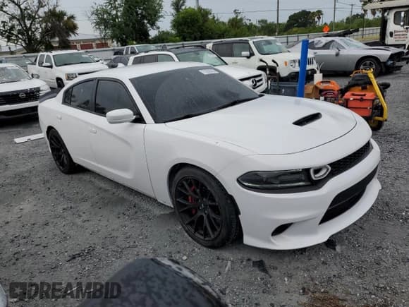 ✅ 2018 Dodge Charger R/T Scat Pack • VIN: 2C3CDXGJ4JH203323 • Lot: 71858245. Listed on Copart with 54,470 mi. Free auction sales archive from the USA and detailed vehicle history report at DreamBid. Image 4.