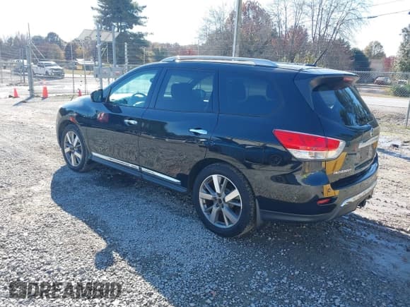 ✅ 2015 Nissan Pathfinder Platinum • VIN: 5N1AR2MM7FC687998 • Lot: 43618859. Listed on IAAI with 136,743 mi. Free auction sales archive from the USA and detailed vehicle history report at DreamBid. Image 3.