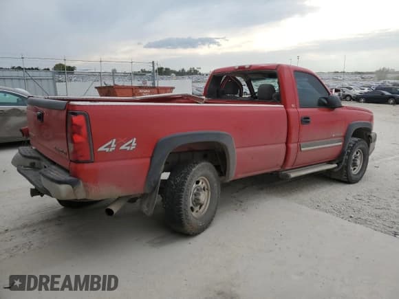 ✅ 2004 Chevrolet Silverado 2500HD Work Truck • VIN: 1GCHK24U54E133271 • Лот: 84290415. Опубликован ранее на Copart с пробегом 222 186 миль. Бесплатный доступ к архиву аукционных продаж из США и подробный отчёт об истории автомобиля на DreamBid. Изображение 3.