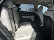 ✅ 2022 Hyundai Tucson Limited • VIN: 5NMJE3AE8NH105829 • Lot: 61101723. Wystawiony na Copart z przebiegiem 3 419 mil. Bezpłatny archiwum sprzedaży aukcyjnych z USA i szczegółowy raport historii pojazdu na DreamBid. Zdjęcie 11.