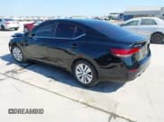 ✅ 2021 Nissan Sentra S • VIN: 3N1AB8BV5MY227057 • Lot: 43325954. Wystawiony na IAAI z przebiegiem 92 368 mil. Bezpłatny archiwum sprzedaży aukcyjnych z USA i szczegółowy raport historii pojazdu na DreamBid. Zdjęcie 3.