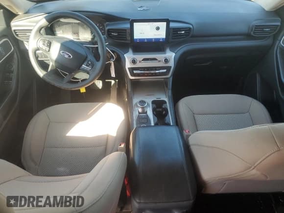 ✅ 2021 Ford Explorer • VIN: 1FMSK8BH9MGA84428 • Лот: 89553935. Опубликован ранее на Copart с пробегом 150 855 миль. Бесплатный доступ к архиву аукционных продаж из США и подробный отчёт об истории автомобиля на DreamBid. Изображение 8.