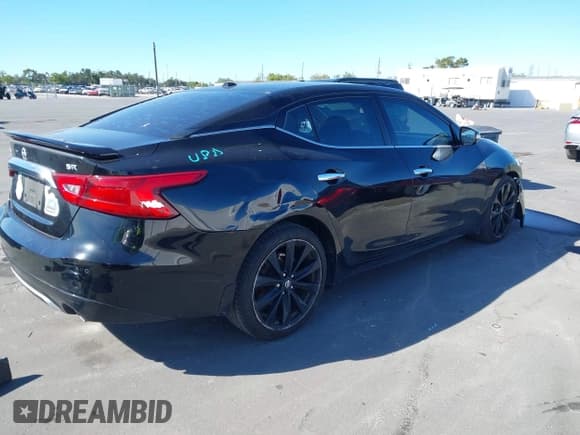 ✅ 2017 Nissan Maxima Platinum • VIN: 1N4AA6AP9HC409694 • Lot: 43689841. Wystawiony na IAAI z przebiegiem 91 658 mil. Bezpłatny archiwum sprzedaży aukcyjnych z USA i szczegółowy raport historii pojazdu na DreamBid. Zdjęcie 4.