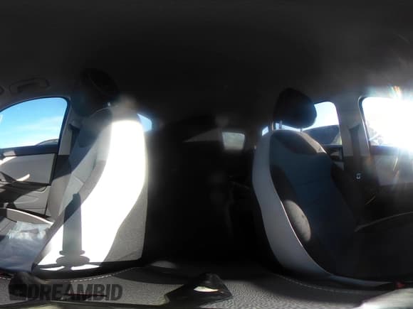 ✅ 2025 Volkswagen Taos S • VIN: 3VV5C7B22SM032468 • Lot: 42595110. Wystawiony na IAAI z przebiegiem 9 025 mil. Bezpłatny archiwum sprzedaży aukcyjnych z USA i szczegółowy raport historii pojazdu na DreamBid. Zdjęcie 18.