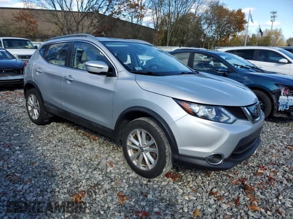 ✅ 2019 Nissan Rogue S • VIN: JN1BJ1CR5KW626135 • Lot: 90639455. Wystawiony na Copart z przebiegiem 75 288 mil. Bezpłatny archiwum sprzedaży aukcyjnych z USA i szczegółowy raport historii pojazdu na DreamBid. Zdjęcie 4.