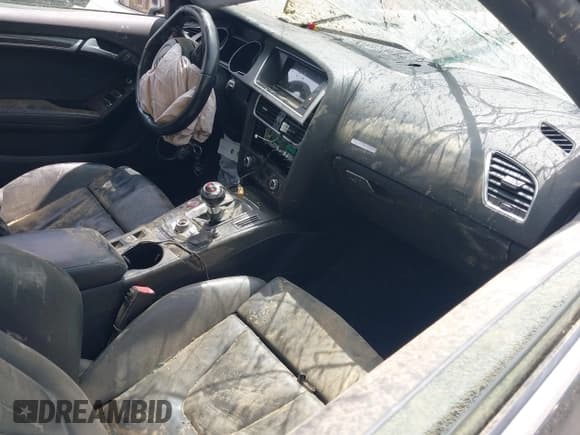 ✅ 2014 Audi S5 Premium Plus • VIN: WAUCGAFH0EN014242 • Лот: 42830878. Опубликован ранее на IAAI с пробегом 145 848 миль. Бесплатный доступ к архиву аукционных продаж из США и подробный отчёт об истории автомобиля на DreamBid. Изображение 5.