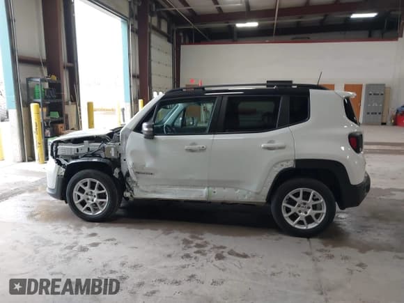 ✅ 2021 Jeep Renegade Limited • VIN: ZACNJDD19MPM21287 • Lot: 42077387. Listed on IAAI with 44,208 mi. Free auction sales archive from the USA and detailed vehicle history report at DreamBid. Image 15.