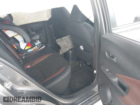 ✅ 2018 Nissan Kicks SV • VIN: 3N1CP5CU2JL528960 • Лот: 43188849. Опубликован ранее на IAAI с пробегом 76 335 миль. Бесплатный доступ к архиву аукционных продаж из США и подробный отчёт об истории автомобиля на DreamBid. Изображение 8.