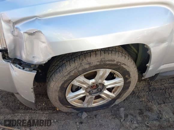 ✅ 2015 GMC Terrain SLE • VIN: 2GKALMEK0F6363433 • Lot: 43385509. Listed on IAAI with 114,132 mi. Free auction sales archive from the USA and detailed vehicle history report at DreamBid. Image 14.