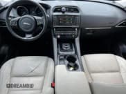 ✅ 2017 Jaguar F-Pace 35t Prestige • VIN: SADCK2BV2HA077734 • Лот: 68495425. Опубликован ранее на Copart с пробегом 75 342 миль. Бесплатный доступ к архиву аукционных продаж из США и подробный отчёт об истории автомобиля на DreamBid. Изображение 8.