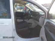 ✅ 2015 Dodge Grand Caravan SXT • VIN: 2C4RDGCG8FR652506 • Lot: 43775351. Listed on IAAI with 170,816 mi. Free auction sales archive from the USA and detailed vehicle history report at DreamBid. Image 5.