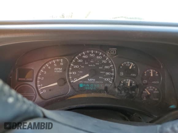 ✅ 2002 Chevrolet Silverado 1500 LS • VIN: 2GCEC19V821185987 • Лот: 73249414. Опубликован ранее на Copart с пробегом 188 955 миль. Бесплатный доступ к архиву аукционных продаж из США и подробный отчёт об истории автомобиля на DreamBid. Изображение 9.