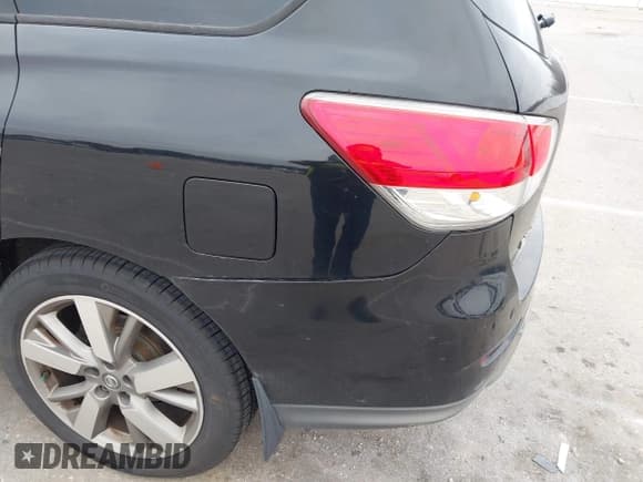 ✅ 2014 Nissan Pathfinder SL • VIN: 5N1AR2MN0EC608226 • Lot: 43848997. Listed on IAAI with 171,122 mi. Free auction sales archive from the USA and detailed vehicle history report at DreamBid. Image 6.