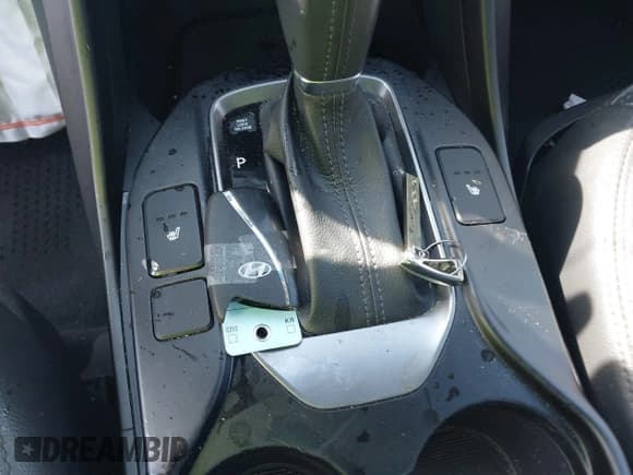 ✅ 2013 Hyundai Santa Fe Sport • VIN: 5XYZWDLA8DG064918 • Лот: 43188919. Опубликован ранее на IAAI с пробегом 97 899 миль. Бесплатный доступ к архиву аукционных продаж из США и подробный отчёт об истории автомобиля на DreamBid. Изображение 11.