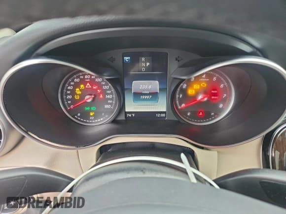 ✅ 2018 Mercedes-Benz C 300 • VIN: WDDWF4JB3JR417406 • Lot: 94635145. Listed on Copart with 19,997 mi. Free auction sales archive from the USA and detailed vehicle history report at DreamBid. Image 9.