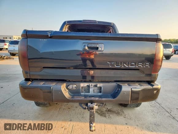 ✅ 2014 Toyota Tundra 1794 Edition • VIN: 5TFGY5F11EX164893 • Lot: 80541535. Wystawiony na Copart z przebiegiem 221 869 mil. Bezpłatny archiwum sprzedaży aukcyjnych z USA i szczegółowy raport historii pojazdu na DreamBid. Zdjęcie 6.