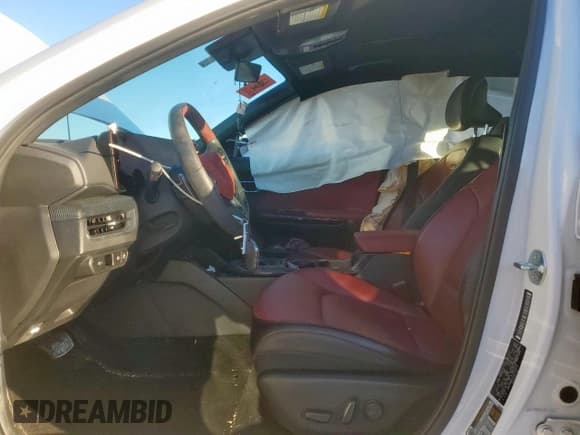 ✅ 2025 Kia K4 GT-Line • VIN: 3KPFW4DE4SE093976 • Lot: 90430785. Listed on Copart with 6,991 mi. Free auction sales archive from the USA and detailed vehicle history report at DreamBid. Image 7.