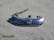 ✅ 2015 Honda Civic LX • VIN: 2HGFG3B50FH509575 • Lot: 91215635. Listed on Copart with 199,720 mi. Free auction sales archive from the USA and detailed vehicle history report at DreamBid. Image 12.