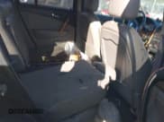 ✅ 2006 Saturn VUE • VIN: 5GZCZ634X6S809358 • Lot: 41832032. Wystawiony na IAAI z przebiegiem Nie podano. Bezpłatny archiwum sprzedaży aukcyjnych z USA i szczegółowy raport historii pojazdu na DreamBid. Zdjęcie 8.