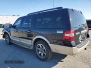 ✅ 2008 Ford Expedition Max Eddie Bauer • VIN: 1FMFK17598LA41423 • Lot: 90311095. Wystawiony na Copart z przebiegiem Nie podano. Bezpłatny archiwum sprzedaży aukcyjnych z USA i szczegółowy raport historii pojazdu na DreamBid. Zdjęcie 2.