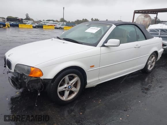 ✅ 2003 BMW 3 Series 325Ci • VIN: WBABS33423PG90171 • Lot: 43648355. Wystawiony na IAAI z przebiegiem 100 778 mil. Bezpłatny archiwum sprzedaży aukcyjnych z USA i szczegółowy raport historii pojazdu na DreamBid. Zdjęcie 18.