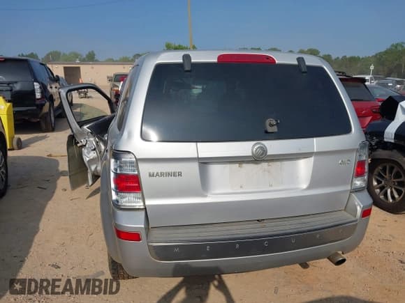 ✅ 2009 Mercury Mariner • VIN: 4M2CU91769KJ21418 • Lot: 42378151. Wystawiony na IAAI z przebiegiem 200 771 mil. Bezpłatny archiwum sprzedaży aukcyjnych z USA i szczegółowy raport historii pojazdu na DreamBid. Zdjęcie 16.