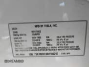 ✅ 2024 Tesla Model Y Long Range • VIN: 7SAYGDEE6RF186297 • Lot: 43597490. Wystawiony na IAAI z przebiegiem Nie podano. Bezpłatny archiwum sprzedaży aukcyjnych z USA i szczegółowy raport historii pojazdu na DreamBid. Zdjęcie 9.