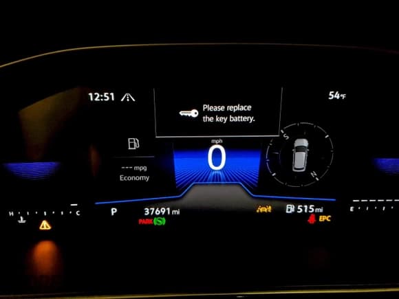 ✅ 2025 Volkswagen Jetta SE • VIN: 3VW7X7BU3SM017570 • Лот: 94264565. Опубликован ранее на Copart с пробегом 37 691 миль. Бесплатный доступ к архиву аукционных продаж из США и подробный отчёт об истории автомобиля на DreamBid. Изображение 9.