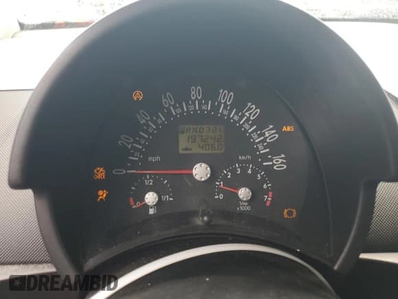 ✅ 2000 Volkswagen Beetle GLS • VIN: 3VWCD21C5YM469824 • Lot: 68413605. Listed on Copart with 197,242 mi. Free auction sales archive from the USA and detailed vehicle history report at DreamBid. Image 9.