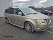 ✅ 2009 Chrysler Town & Country Touring • VIN: 2A8HR54199R632922 • Лот: 94696365. Опубликован ранее на Copart с пробегом Не указан. Бесплатный доступ к архиву аукционных продаж из США и подробный отчёт об истории автомобиля на DreamBid. Изображение 4.