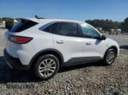 ✅ 2022 Ford Escape SE • VIN: 1FMCU9G68NUA43660 • Lot: 84442615. Listed on Copart with 98,692 mi. Free auction sales archive from the USA and detailed vehicle history report at DreamBid. Image 3.