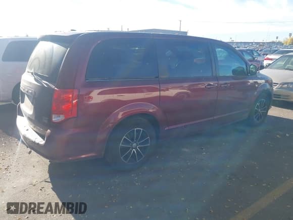 ✅ 2018 Dodge Grand Caravan GT • VIN: 2C4RDGEG6JR205551 • Lot: 43598553. Listed on IAAI with 136,291 mi. Free auction sales archive from the USA and detailed vehicle history report at DreamBid. Image 4.