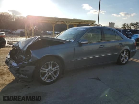 ✅ 2004 Mercedes-Benz E 500 • VIN: WDBUF83J84X127948 • Lot: 44614975. Listed on Copart with Not provided. Free auction sales archive from the USA and detailed vehicle history report at DreamBid. Image 1.