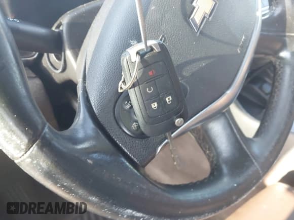 ✅ 2015 Chevrolet Impala LT • VIN: 2G1125S35F9213438 • Lot: 43168435. Listed on IAAI with 217,381 mi. Free auction sales archive from the USA and detailed vehicle history report at DreamBid. Image 11.