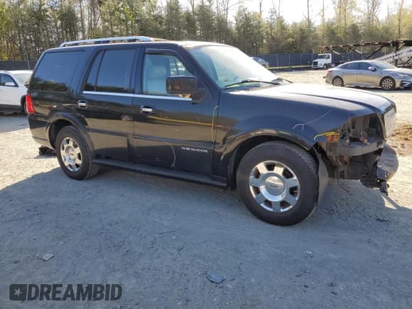 ✅ 2005 Lincoln Navigator Luxury • VIN: 5LMFU28585LJ01750 • Lot: 53298165. Listed on Copart with 162,227 mi. Free auction sales archive from the USA and detailed vehicle history report at DreamBid. Image 4.