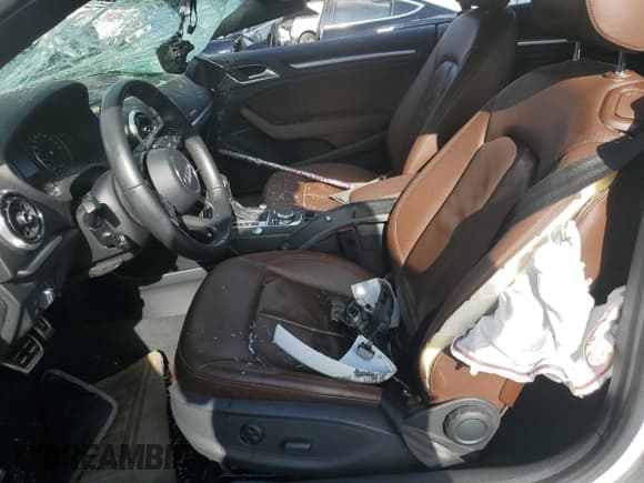 ✅ 2018 Audi A3 Cabriolet Premium Plus • VIN: WAUY8LFF5J1026997 • Lot: 80844025. Wystawiony na Copart z przebiegiem 57 117 mil. Bezpłatny archiwum sprzedaży aukcyjnych z USA i szczegółowy raport historii pojazdu na DreamBid. Zdjęcie 7.