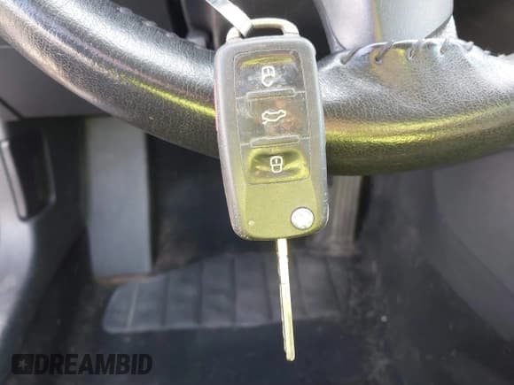 ✅ 2013 Volkswagen Jetta S • VIN: 3VW2K7AJ2DM318141 • Lot: 41686616. Listed on IAAI with 134,294 mi. Free auction sales archive from the USA and detailed vehicle history report at DreamBid. Image 11.