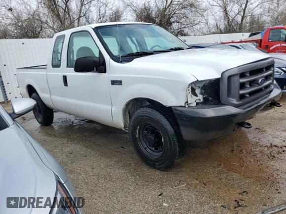 ✅ 2004 Ford F-250 XL • VIN: 3FTNX20L44MA10315 • Lot: 45569193. Wystawiony na Copart z przebiegiem 78 083 mil. Bezpłatny archiwum sprzedaży aukcyjnych z USA i szczegółowy raport historii pojazdu na DreamBid. Zdjęcie 4.