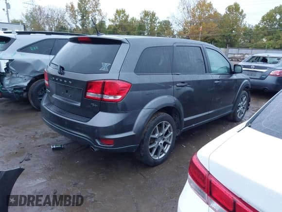 ✅ 2016 Dodge Journey R/T • VIN: 3C4PDDEG2GT101991 • Лот: 43549454. Опубликован ранее на IAAI с пробегом 145 344 миль. Бесплатный доступ к архиву аукционных продаж из США и подробный отчёт об истории автомобиля на DreamBid. Изображение 4.