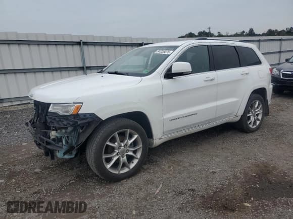 ✅ 2015 Jeep Grand Cherokee Summit • VIN: 1C4RJFJG6FC779415 • Lot: 84226075. Listed on Copart with 284,795 mi. Free auction sales archive from the USA and detailed vehicle history report at DreamBid. Image 1.