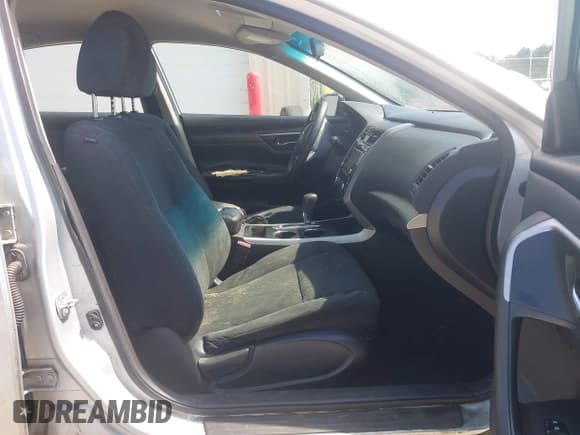 ✅ 2015 Nissan Altima SV • VIN: 1N4AL3AP5FC449387 • Лот: 43349159. Опубликован ранее на IAAI с пробегом 198 719 миль. Бесплатный доступ к архиву аукционных продаж из США и подробный отчёт об истории автомобиля на DreamBid. Изображение 5.